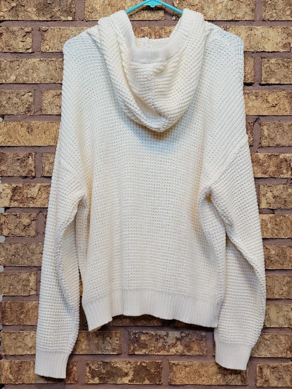 American Eagle Outfitters Chunky Knit Oversized Hooded Pullover Cream NWOT